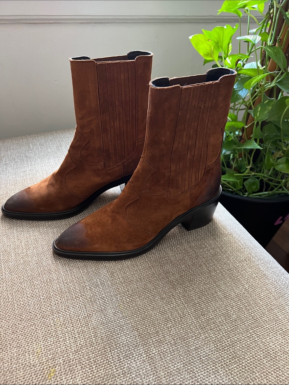 Pons Quintana Brown Suede Western-Style Ankle Boots